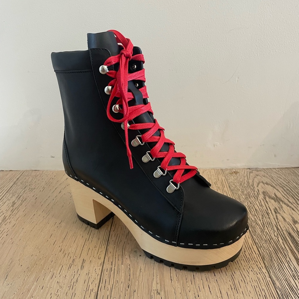 Swedish Hasbeens Leather Ankle Boots
